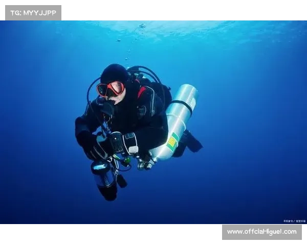 自由潜水员助力海洋救援与沉船打捞效率提升探索 自由潜水员助力海洋救援与沉船打捞效率提升探索