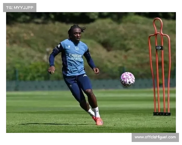 阿森纳7000万先生埃泽近6场仅出战23分钟，处境艰难